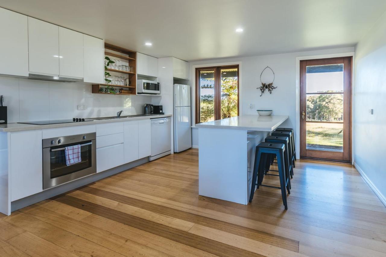 Worrowing Jervis Bay Hotel Huskisson Buitenkant foto