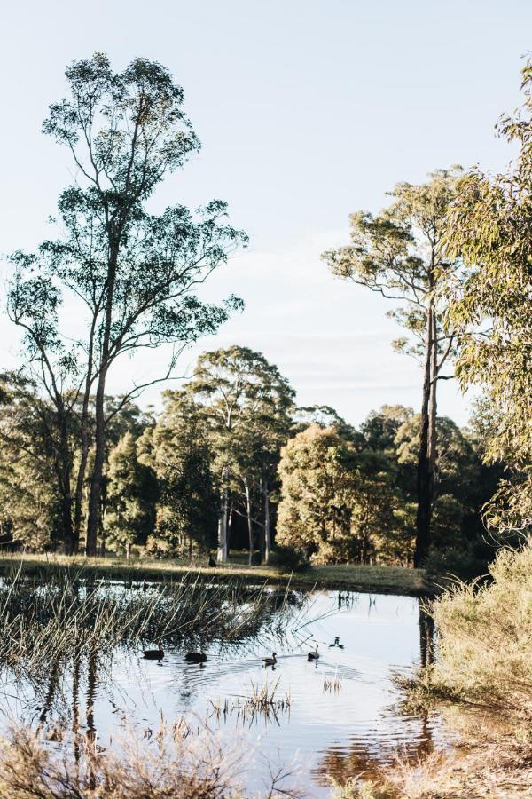Worrowing Jervis Bay Hotel Huskisson Buitenkant foto