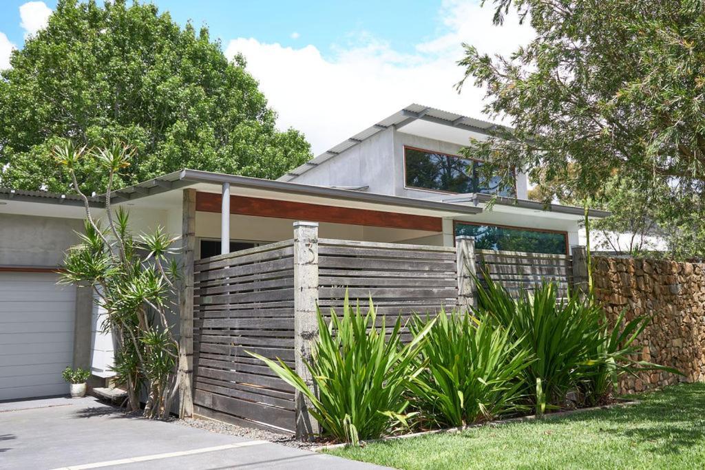 Worrowing Jervis Bay Hotel Huskisson Buitenkant foto